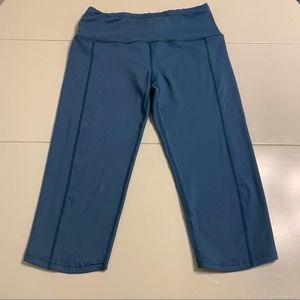 Oiselle Blue Teal Capri Running Tights Size: 10